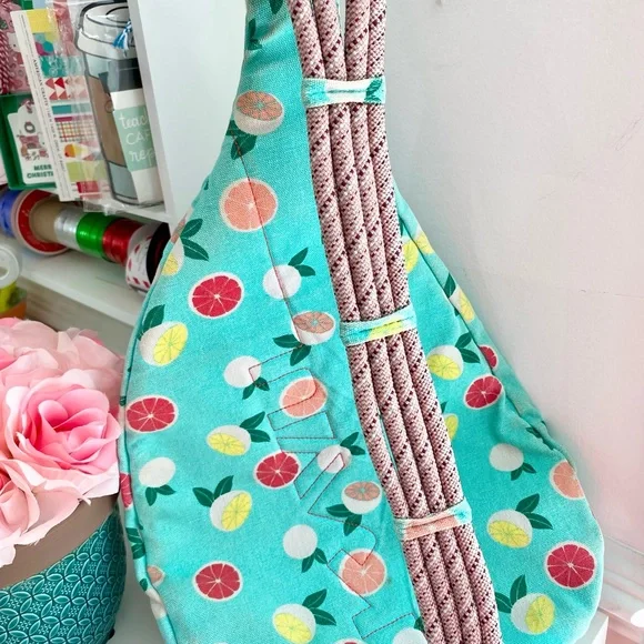 Kavu bag 🍎 🍉 🍓🍋 fruit print - Picture 2 of 5
